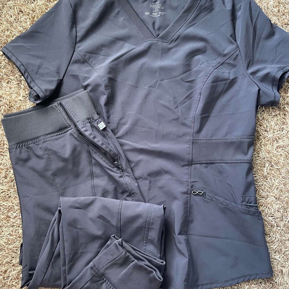 Cherokee infinity scrub set top and bottoms large petite dark gray